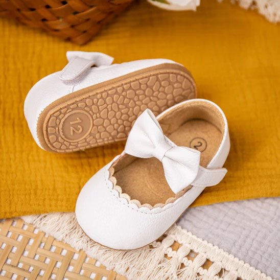 Chaussure bebe fille Blanche couleur