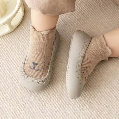 chaussure bebe cafe pied